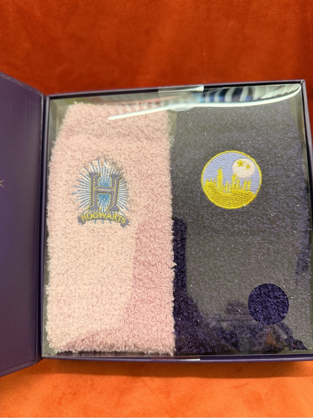 Hogwarts Plush Bath Socks - Pink & Black